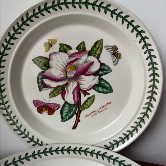 Botanical Floral Dinner Plates - Picture 7 of 14